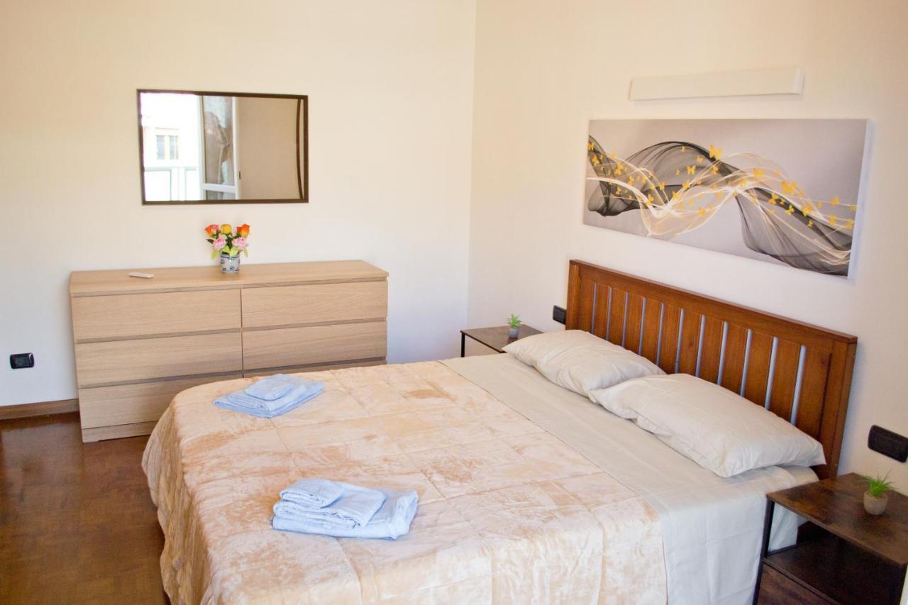 Casa Fiume Apartment มานโตวา ภายนอก รูปภาพ