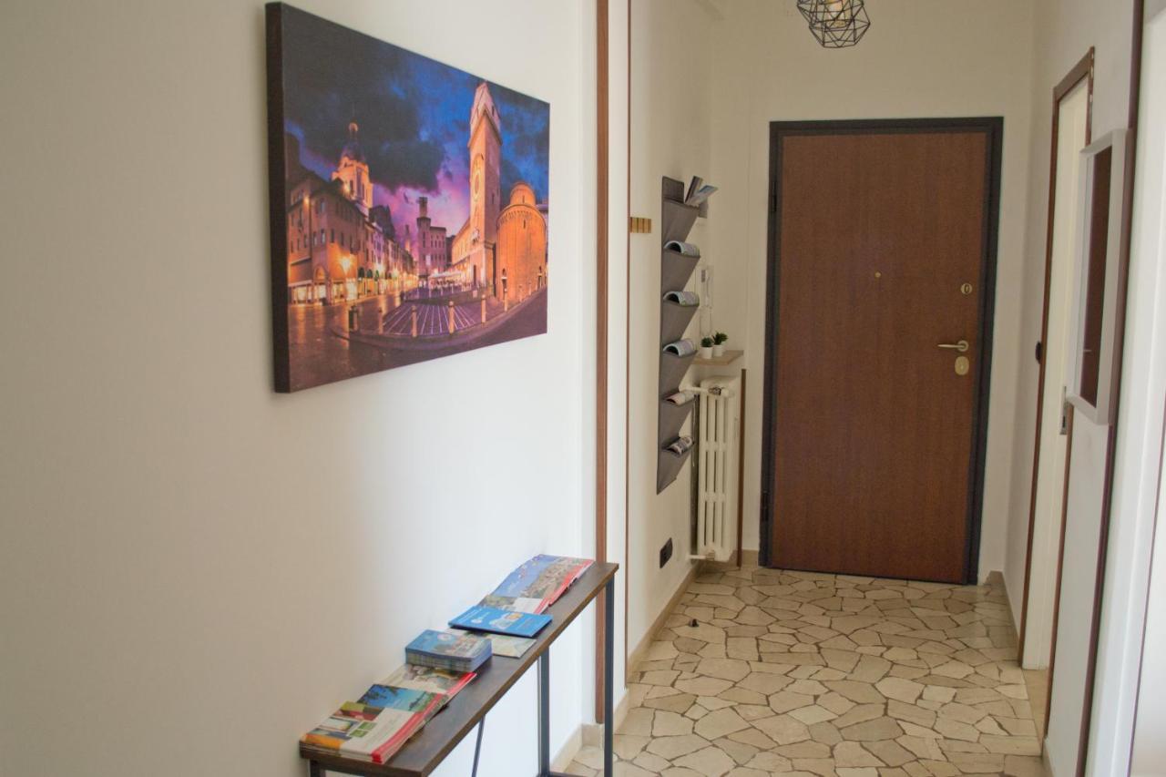 Casa Fiume Apartment มานโตวา ภายนอก รูปภาพ